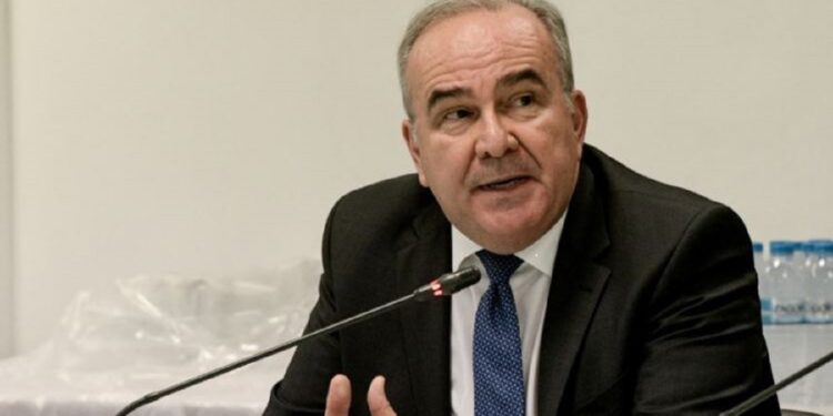 Παπαθανάσης: Πιθανότατα η απαγόρευση για τα πανηγύρια θα διατηρηθεί και τον Αύγουστο