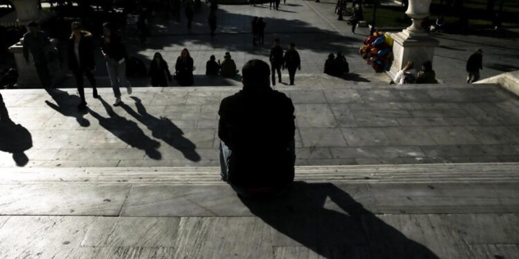 «Μαύρο» ρεκόρ για την ελληνική οικονομία – στο «κόκκινο» η ύφεση