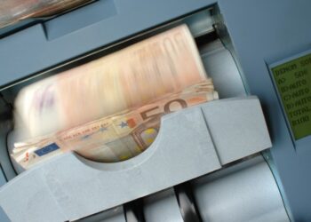 ΟΠΕΚΑ: Πράσινο φως για την πληρωμή του ΚΕΑ