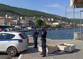 «Σαρώνει» την Αμφιλοχία η Αστυνομία – εντείνονται οι έλεγχοι για παραβάσεις των μέτρων