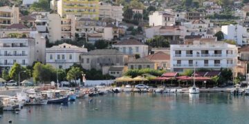 Αστακός: Η πόλη που βλέπει Ιόνιο και έχει ένα άκρως απολαυστικό όνομα (φωτο)
