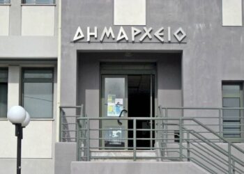 Κορυφαίος ογκολόγος: «Φάτε τηγανητές πατάτες, πιείτε κρασί και κάντε σεξ»