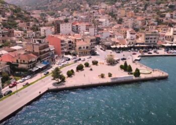 Αμφιλοχία: Η αμφιθεατρικά χτισμένη κωμόπολη στο μυχό του Αμβρακικού κόλπου (video)