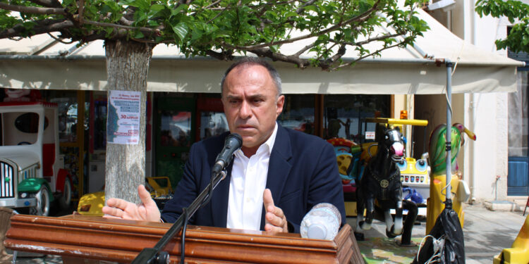 Μαζική εκδήλωση του ΚΚΕ στον Αστακό για τις ιχθυοκαλλιέργειες & ΠΟΑΥ (φώτο)