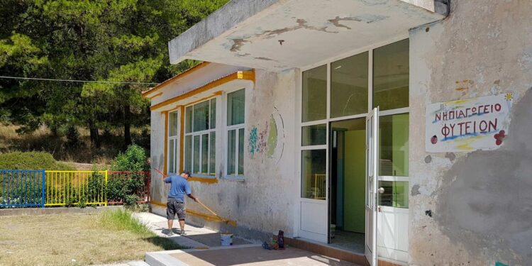 Παρεμβάσεις στο Νηπιαγωγείο Φυτειών με πρόγραμμα ανέργων  του ΟΑΕΔ