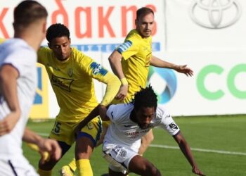 Παναιτωλικός: Έχασε από την Άντερλεχτ (1-2) έχασε και τον Μπακάκη