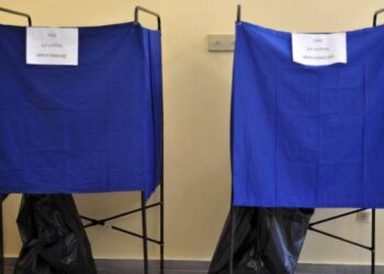 «Μπλόκο» στα νεοναζιστικά κόμματα, τα συνταγματικά όρια και οι προϋποθέσεις