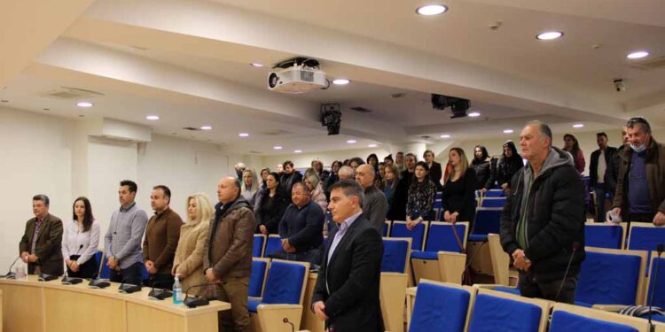 Κοπή πρωτοχρονιάτικης πίτας στον Δήμο Αμφιλοχίας (φωτο)