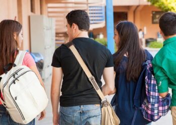 Εκλογές 2023: Για πρώτη φορά θα ψηφίσουν 430.000 νέοι – Οι «πρωτάρηδες» της κάλπης