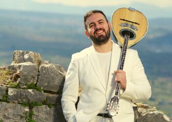 Αγρίνιο: «Γλέντι θερινό» με τον Παύλο Μπερμπερίδη και την ορχήστρα του στον «Ελληνίς»