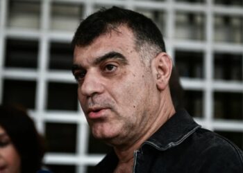 Ομόφωνα αθώος ο Κ. Βαξεβάνης για τη συκοφαντική δυσφήμηση