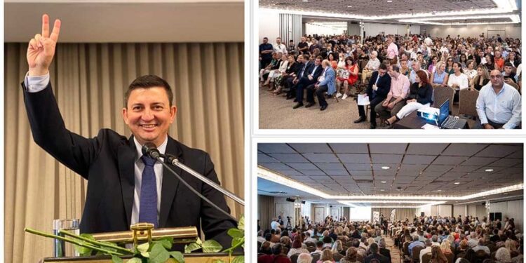 Η ομιλία του Γιάννη Τριανταφυλλάκη στους ετεροδημότες της Αθήνας