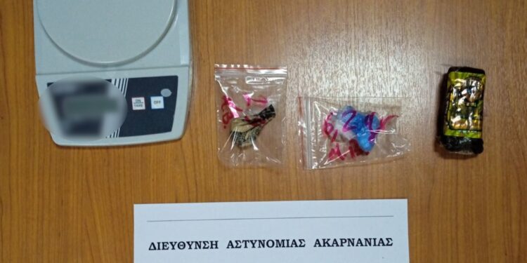 Σύλληψη για διακίνηση ναρκωτικών στην Εθνική Οδό Αντιρρίου Ιωαννίνων