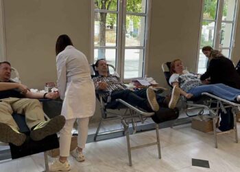 Αγρίνιο: Η Αστυνομία με εθελοντική αιμοδοσία τίμησε τον προστάτη της Άγιο Αρτέμιο (φωτο & video)