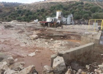Αγνοούμενος 52χρονος στη Λεπενού μετά την κακοκαιρία: Έρευνες από την 6η ΕΜΑΚ (φωτο)