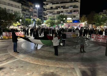 Αγρίνιο: Συγκέντρωση για το Πολυτεχνείο στο κέντρο της πόλης (φωτο)