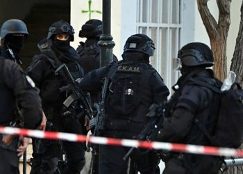 Συνελήφθη ένας εκ των τριών Τούρκων μαφιόζων που πυροβόλησαν αστυνομικούς της ΕΥΠ (video)
