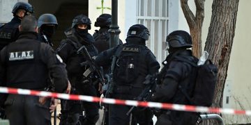 Συνελήφθη ένας εκ των τριών Τούρκων μαφιόζων που πυροβόλησαν αστυνομικούς της ΕΥΠ (video)