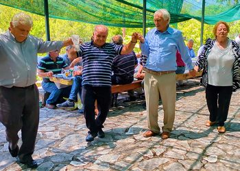 Καλεσμένο Ευρυτανίας: Εκεί που ζωντανεύει η παράδοση – Πανηγύρι στην Αρωνιάδα (video)