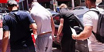Προφυλακίστηκαν οι τέσσερις κατηγορούμενοι για τον βιασμό της 14χρονης στον Πειραιά (video)
